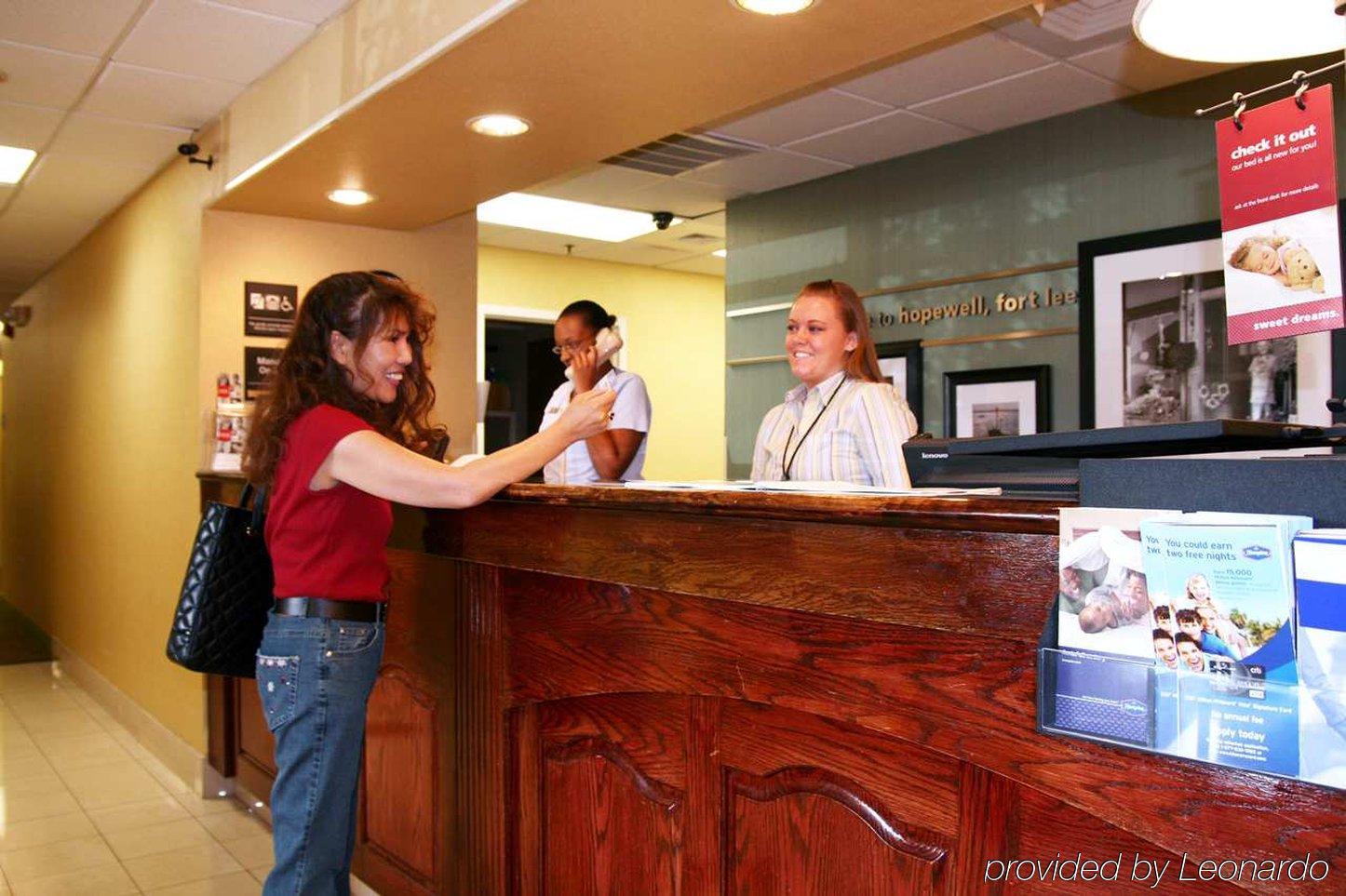 Hampton Inn Hopewell Fort Gregg-Adams Inreriör bild